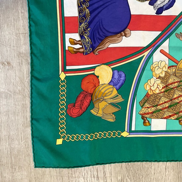 HERMES SCARF Chocs En Plumes Green Vintage Gorgeous Silk ๐ฏ AUTHENTIC - Picture 7 of 16